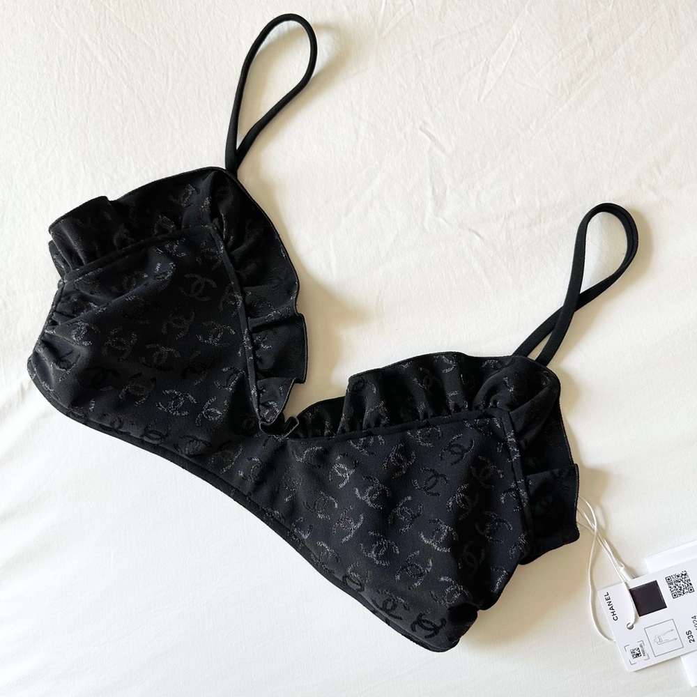 CHANEL 23S Bikini top size 40